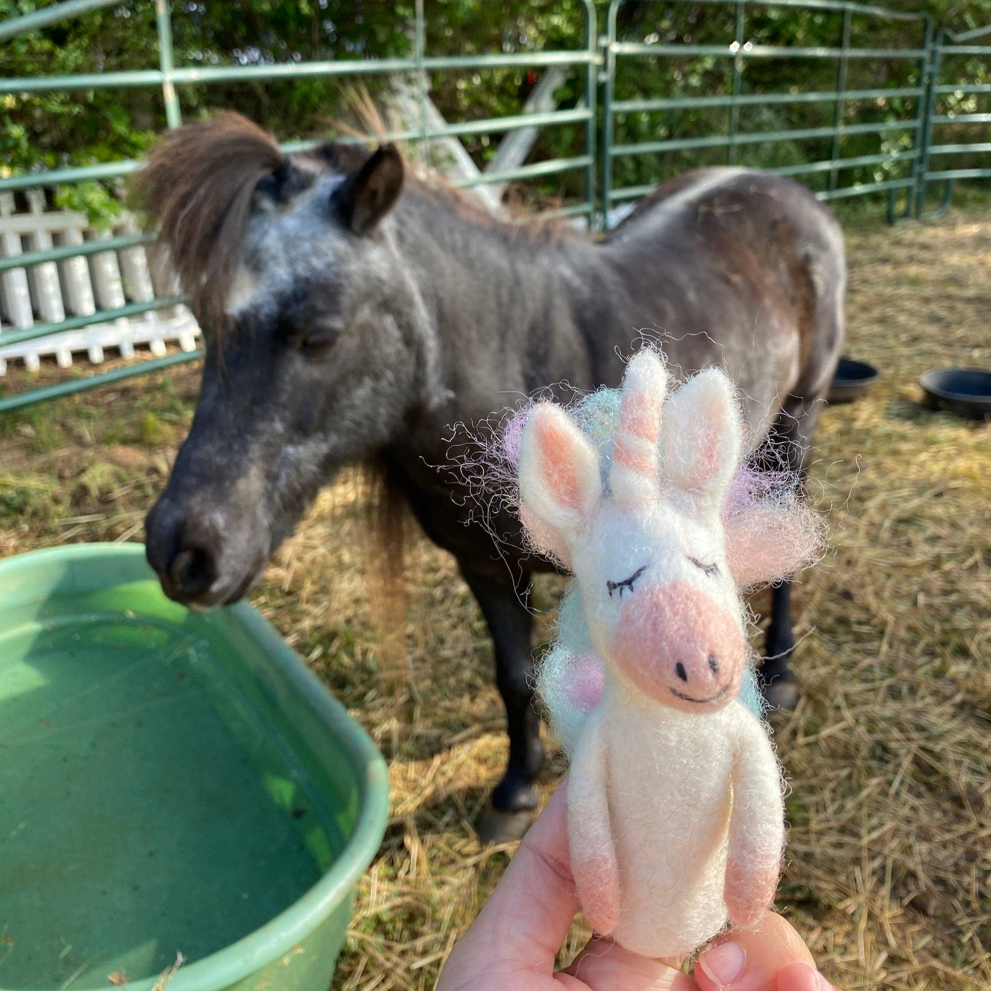 Unicorn Finger Puppet