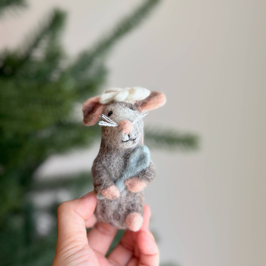 Mouse Chef Finger Puppet: Mouse Chef