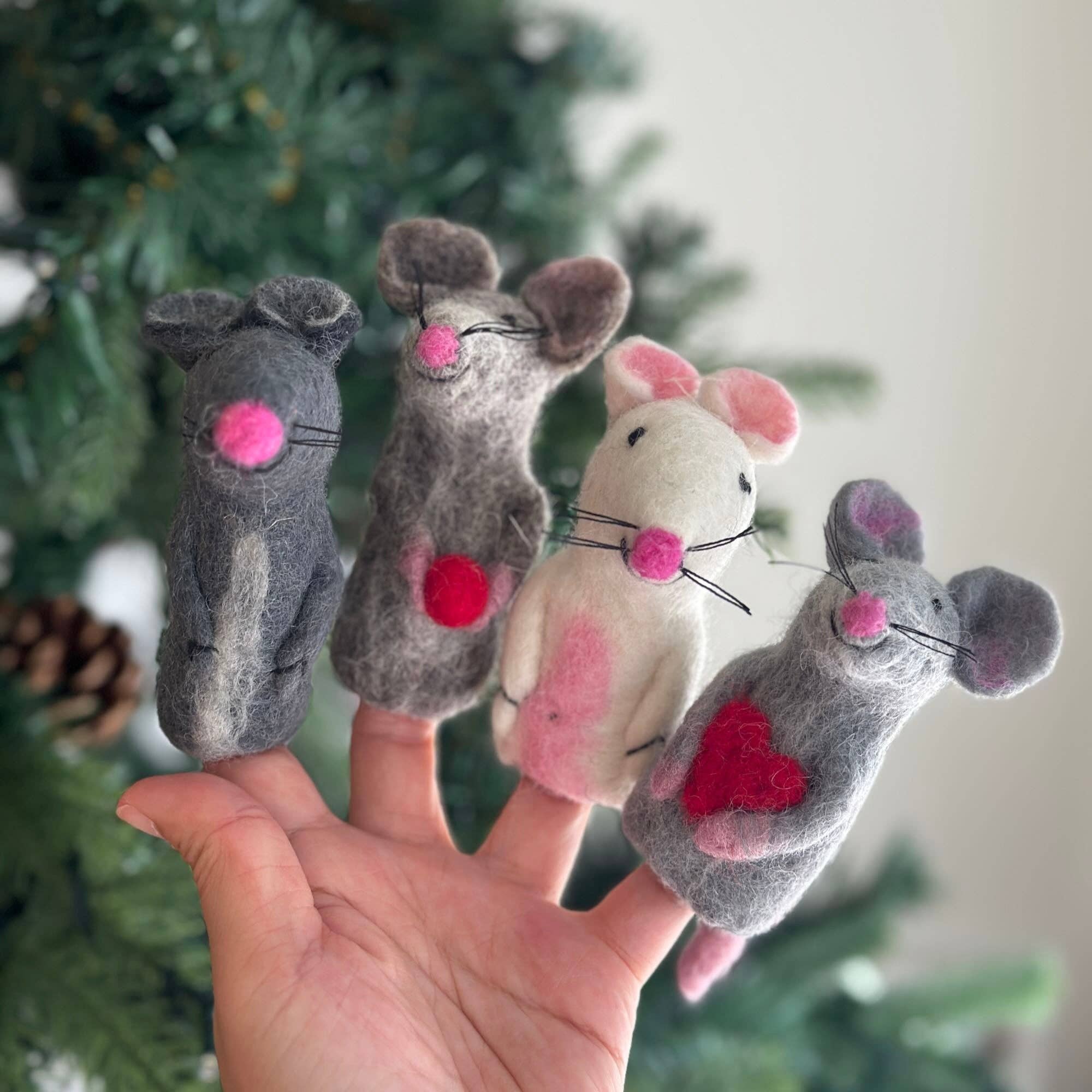 Gray Mouse Finger Puppet