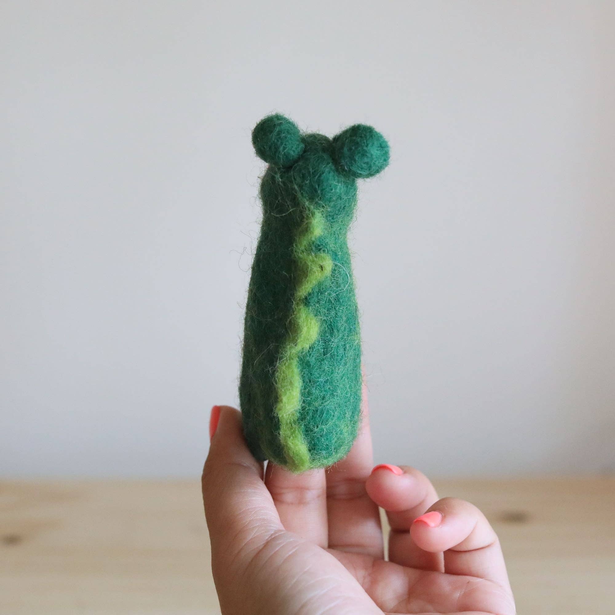 Crocodile Felt Finger Puppet | Montessori Wildlife Play Toy