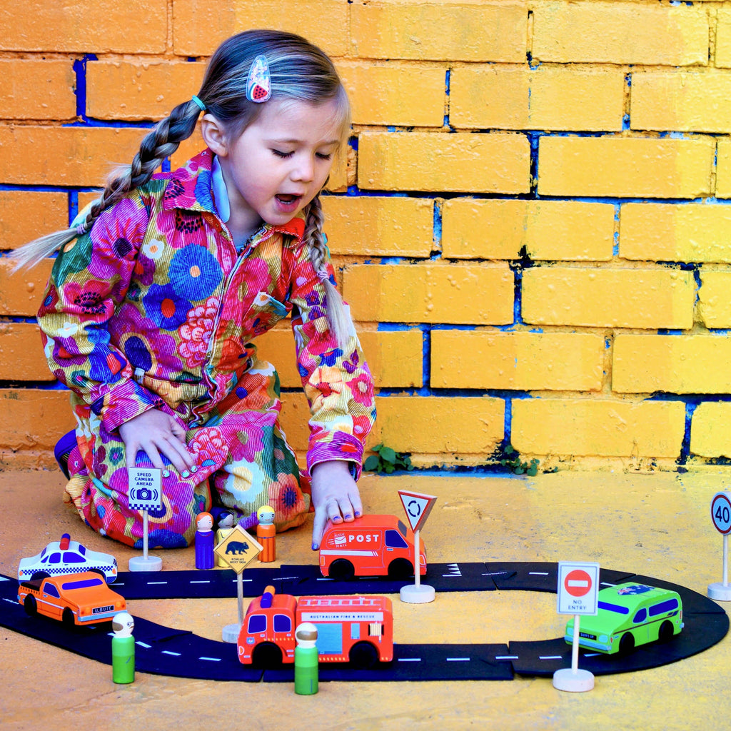 Iconic Wooden Toy- Loose Change Aussie Road Signs