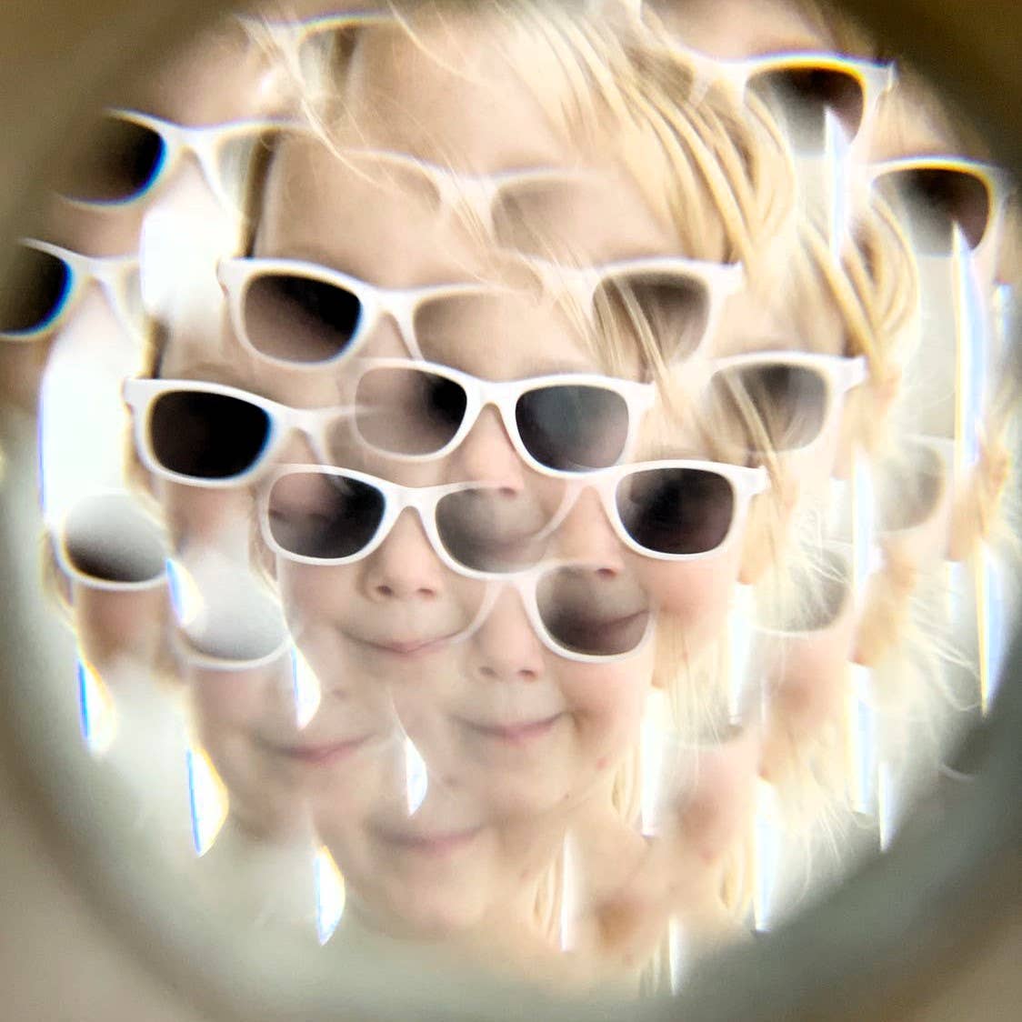 Wooden Kaleidoscope – A Timeless Toy for Curious Minds